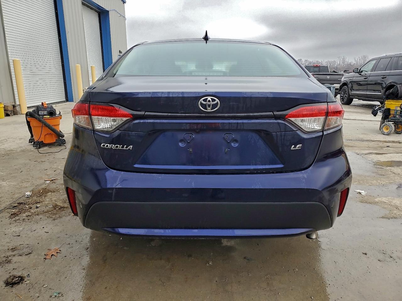 Toyota Corolla Le Image 7