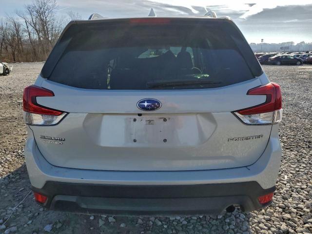 Subaru Forester Premium Image 13