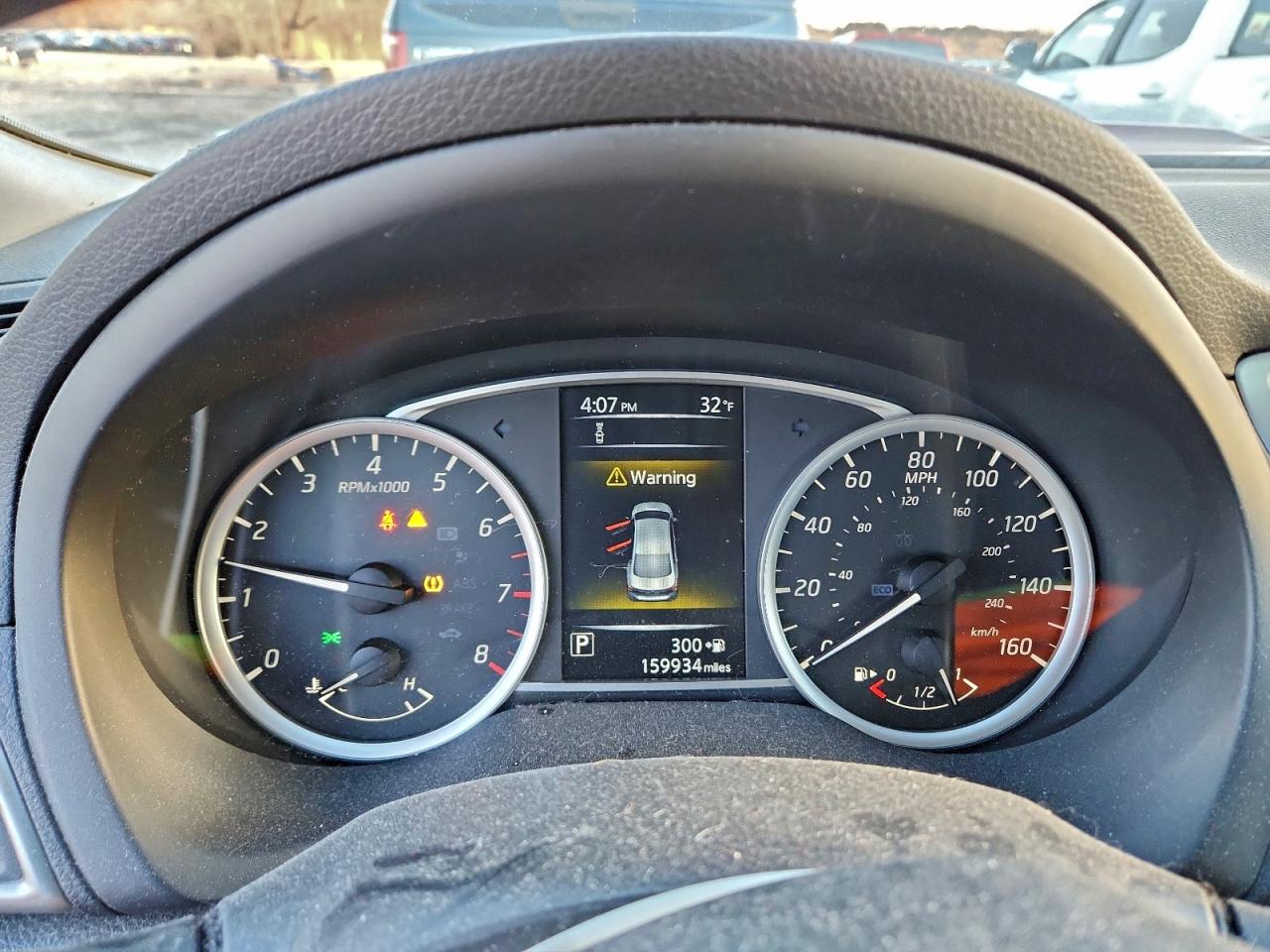 Nissan Sentra S Image 3