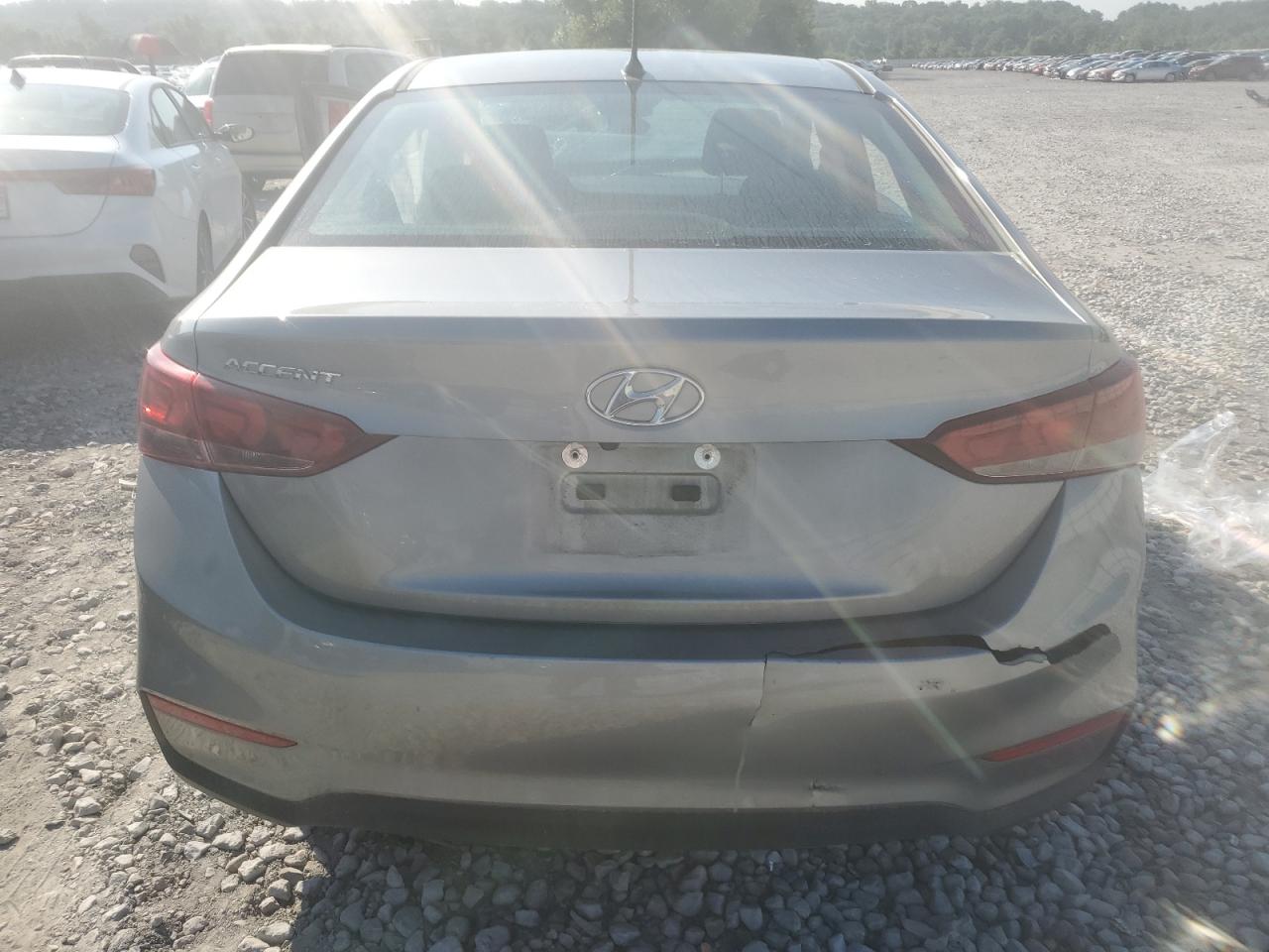 Hyundai ACCENT Se Image 6