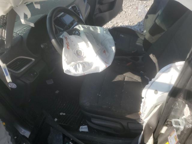 Hyundai ACCENT Se Image 12