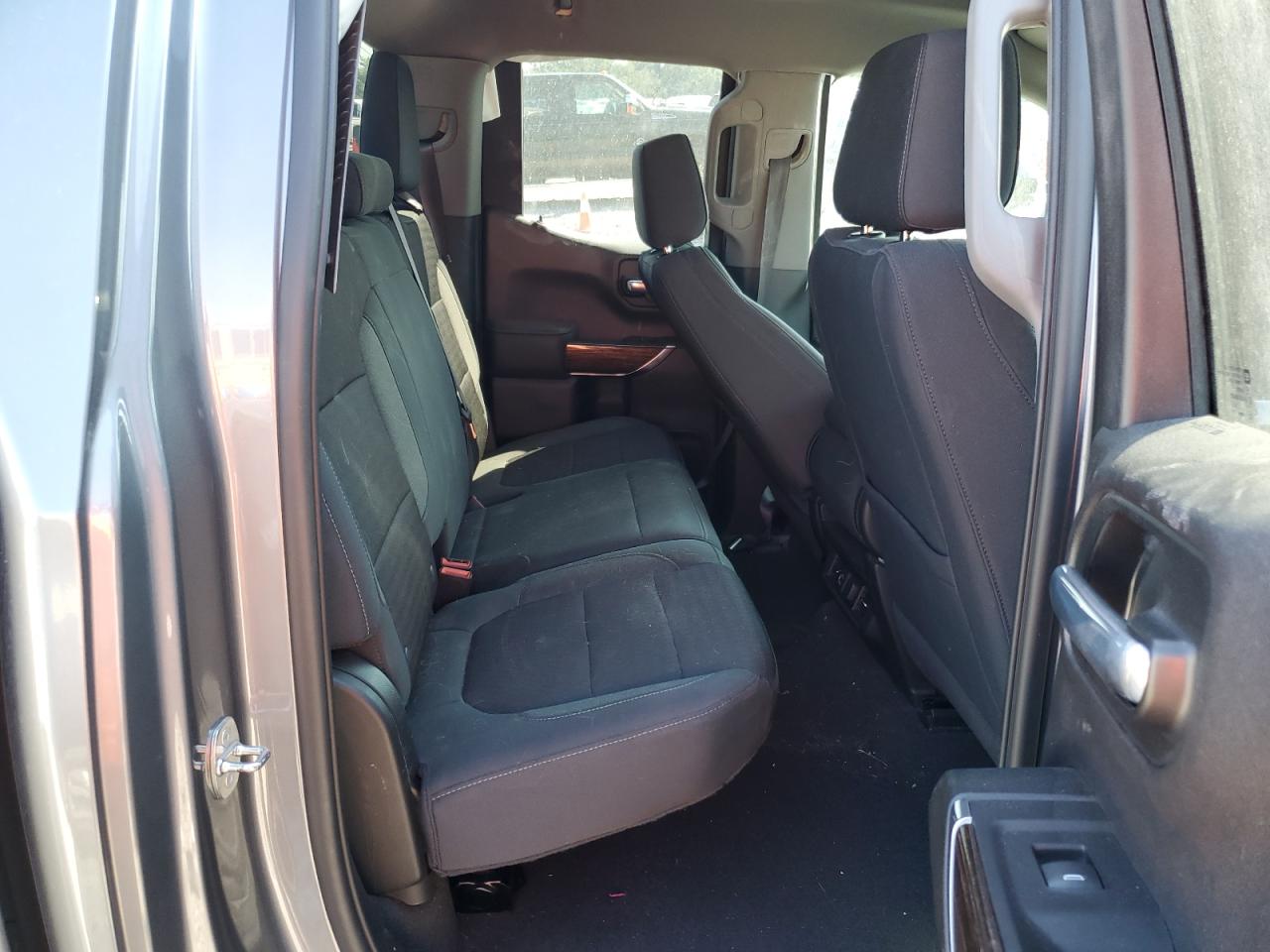 GMC Sierra K1500 Sle Image 10