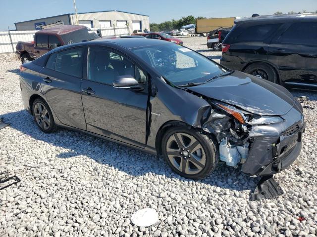 Toyota Prius L Image 8