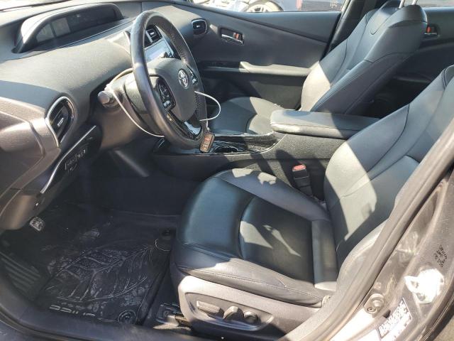 Toyota Prius L Image 9