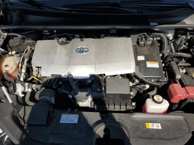 Toyota Prius L Image 12