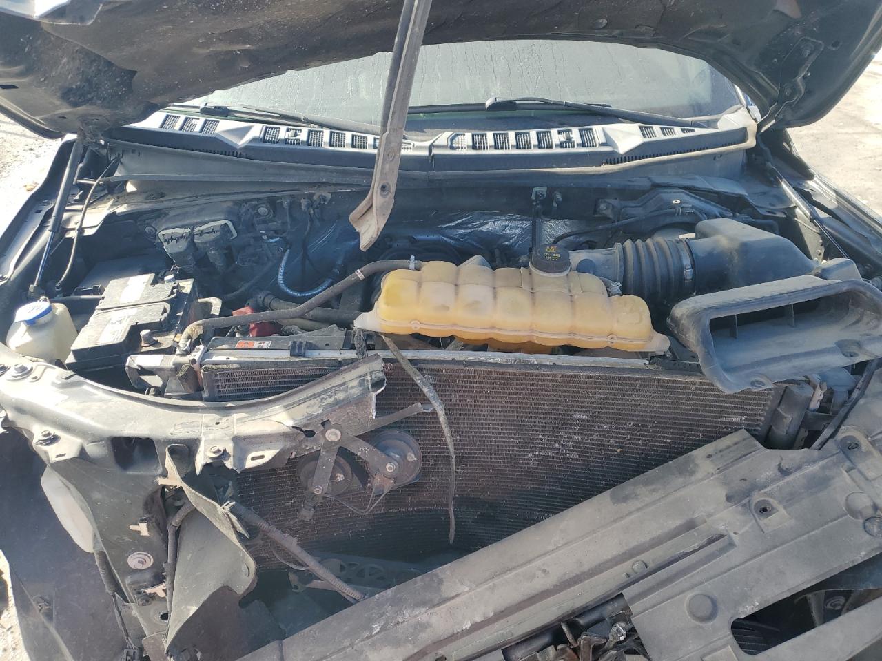 Ford F-150 Supercrew Image 6