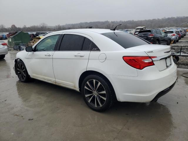 Chrysler 200 Touring Image 6