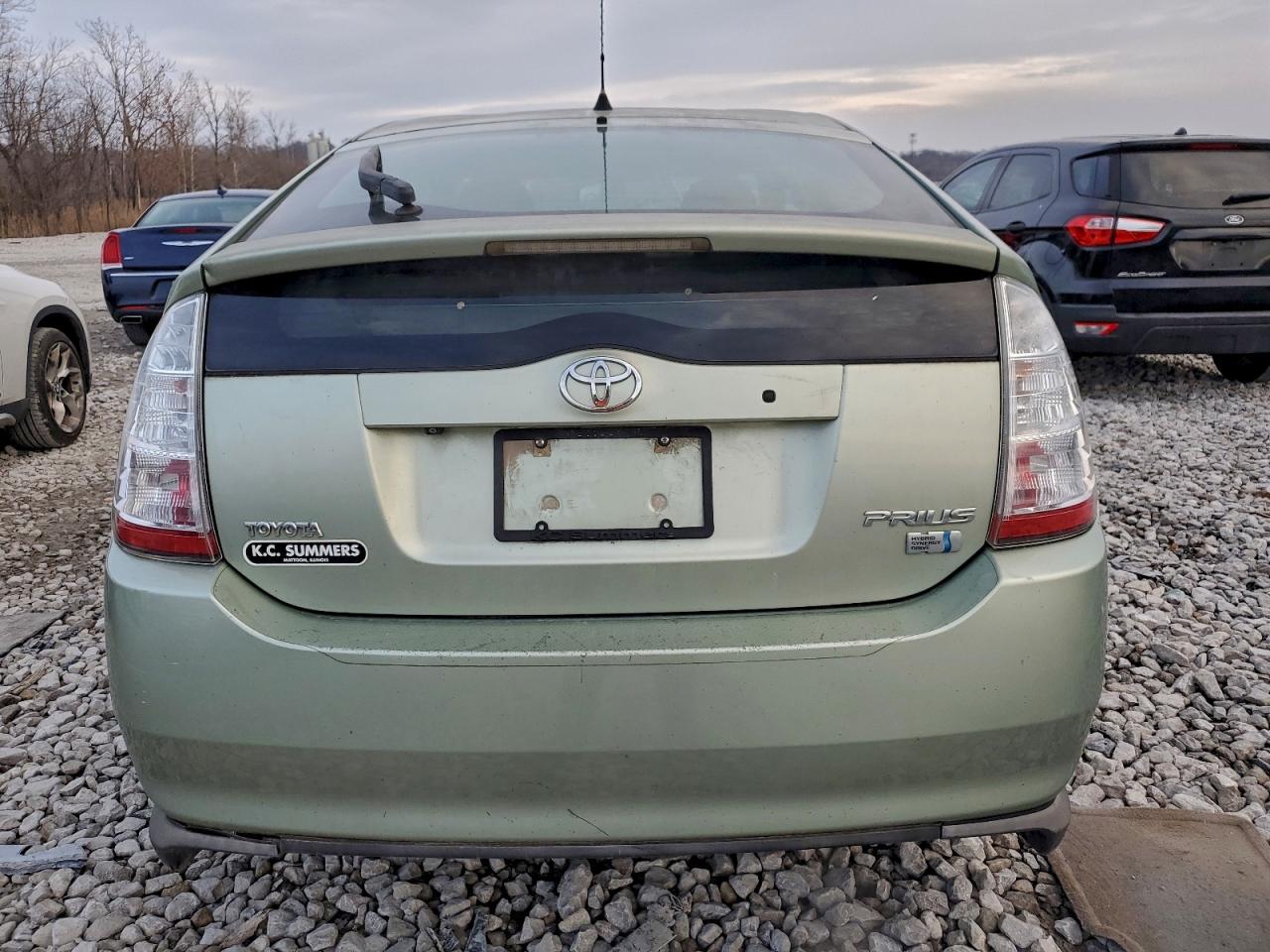 Toyota Prius Image 10