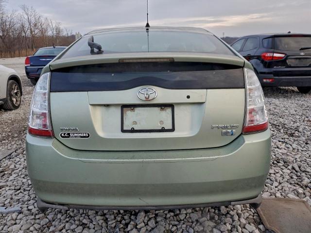 Toyota Prius Image 10