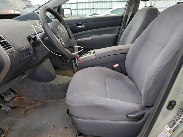 Toyota Prius Image 12