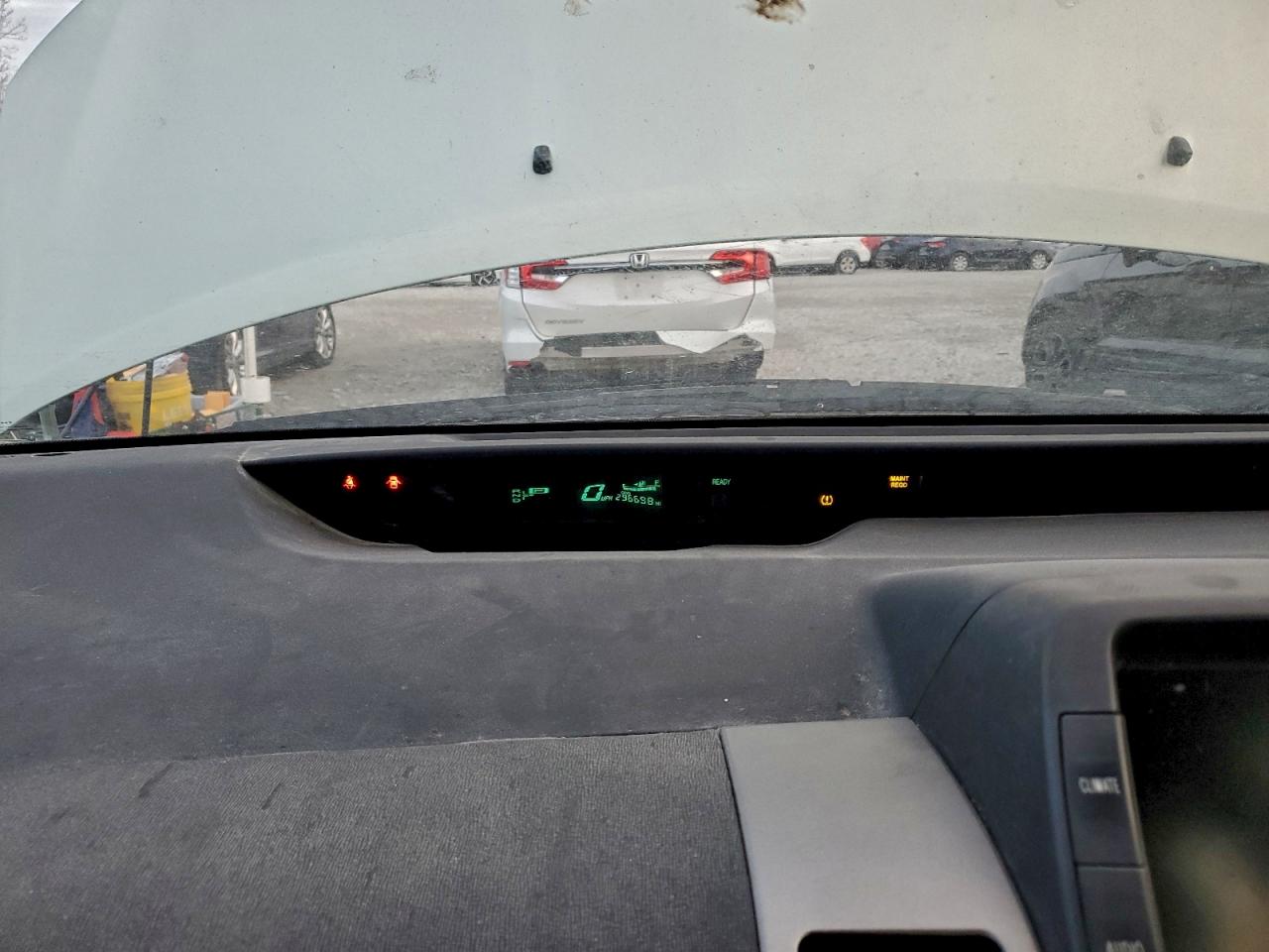 Toyota Prius Image 8