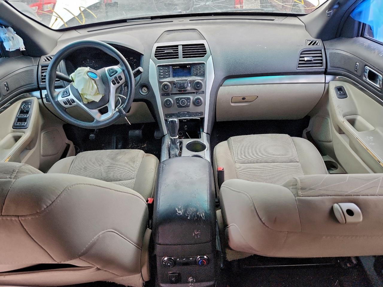 Ford Explorer Image 8