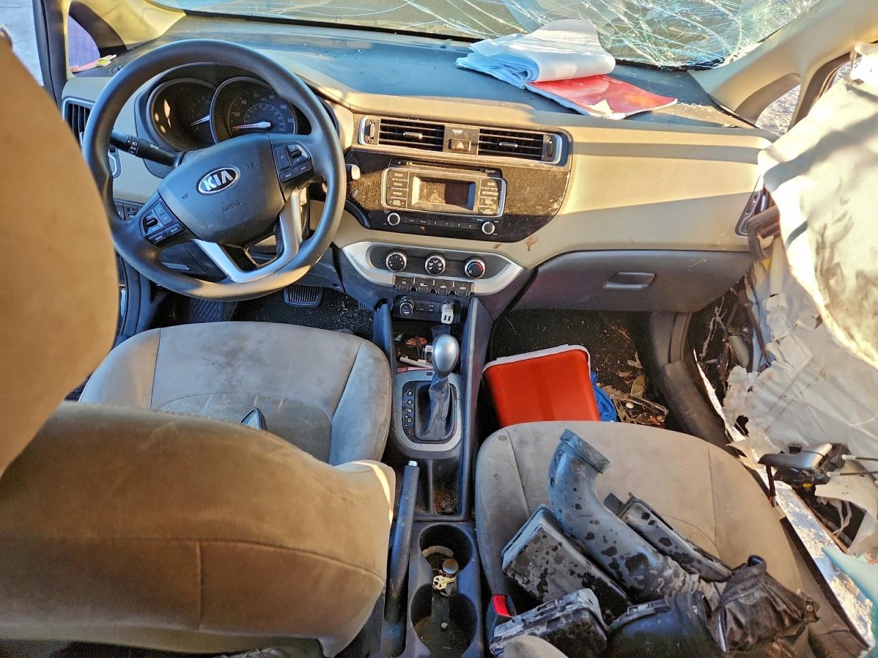 Kia Rio Lx Image 3