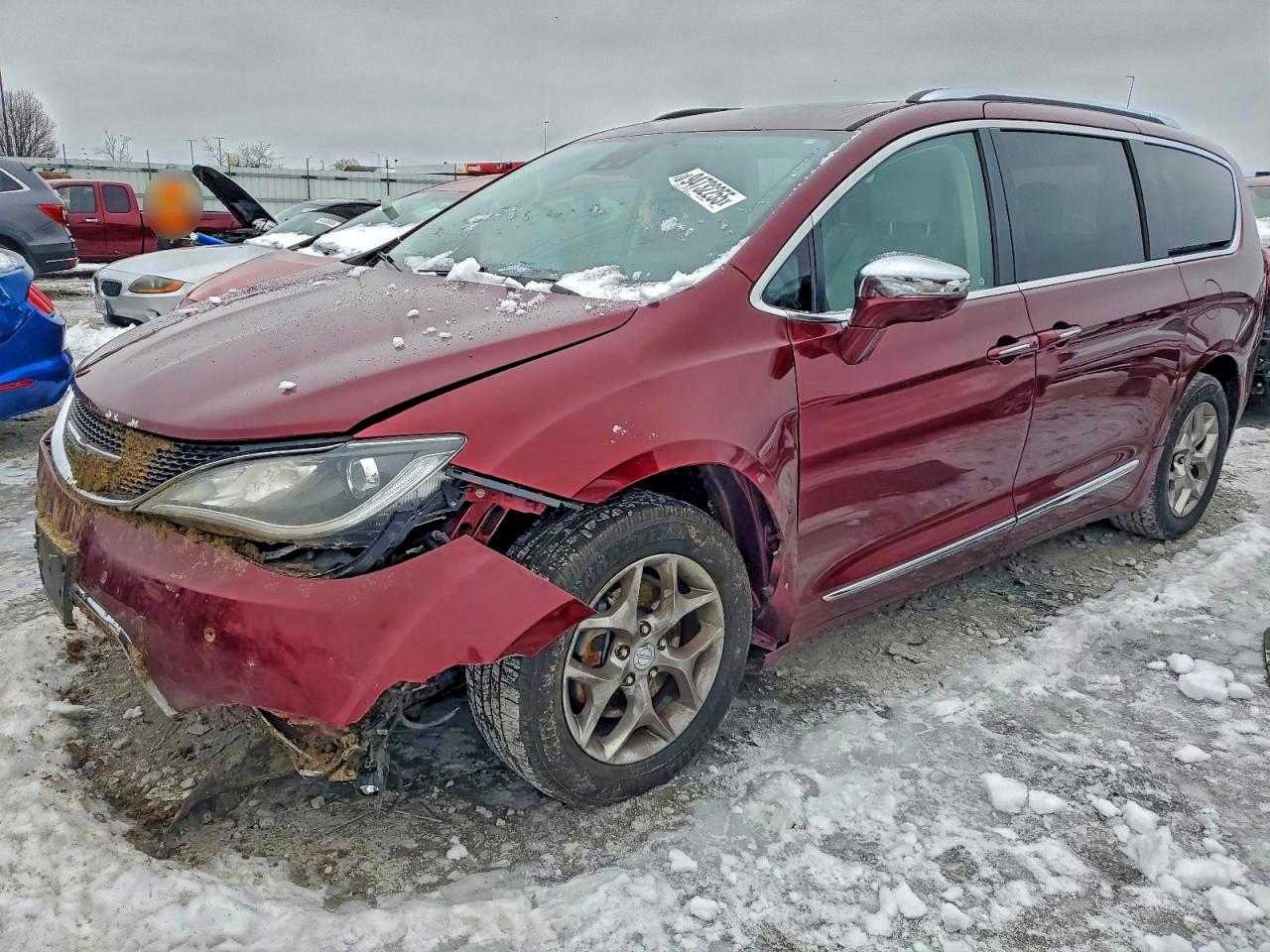 Chrysler Pacifica Limited Image 1