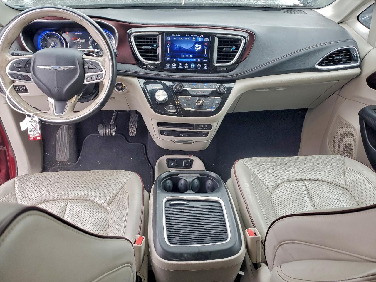Chrysler Pacifica Limited Image 10