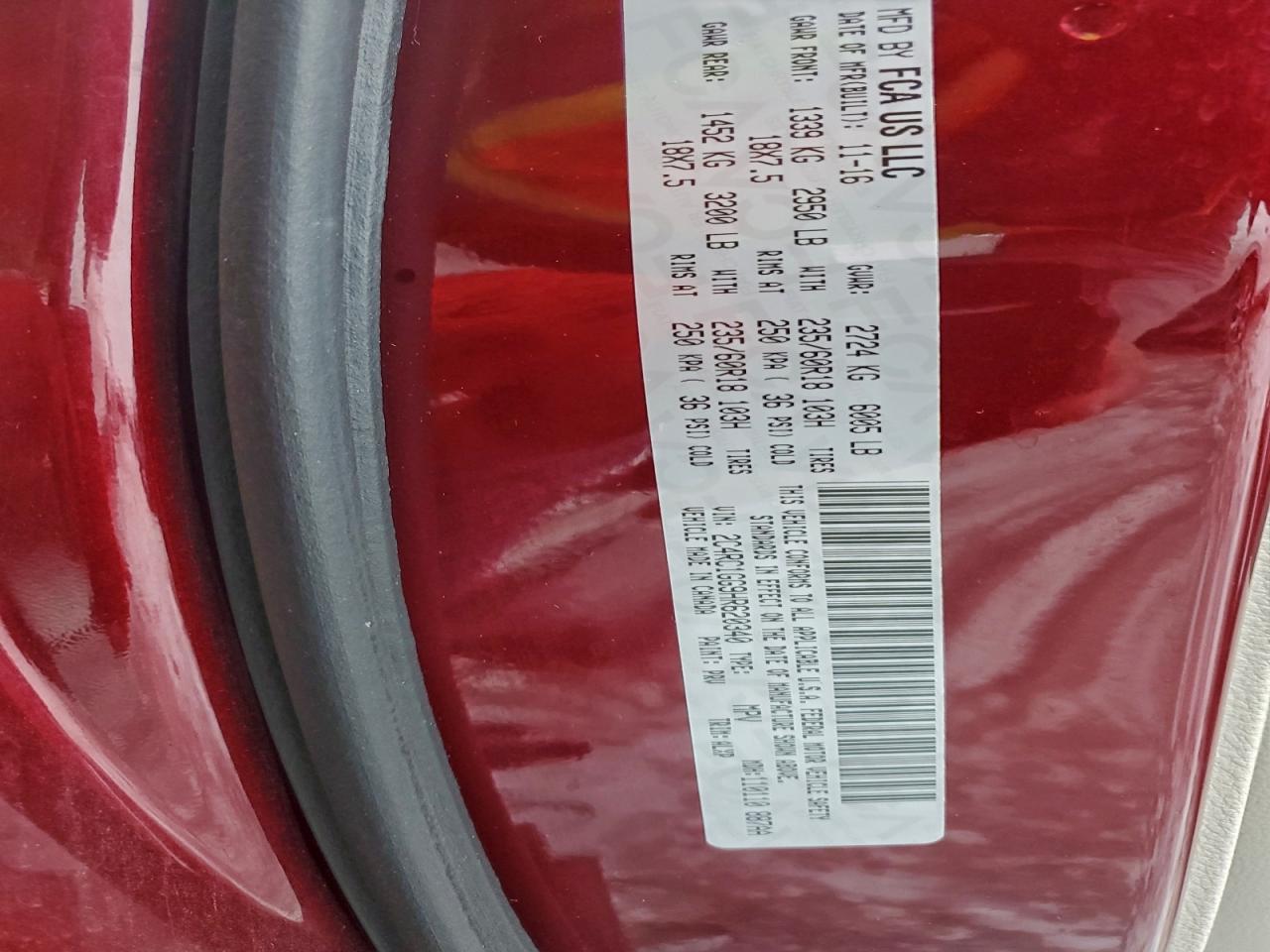 Chrysler Pacifica Limited Image 5