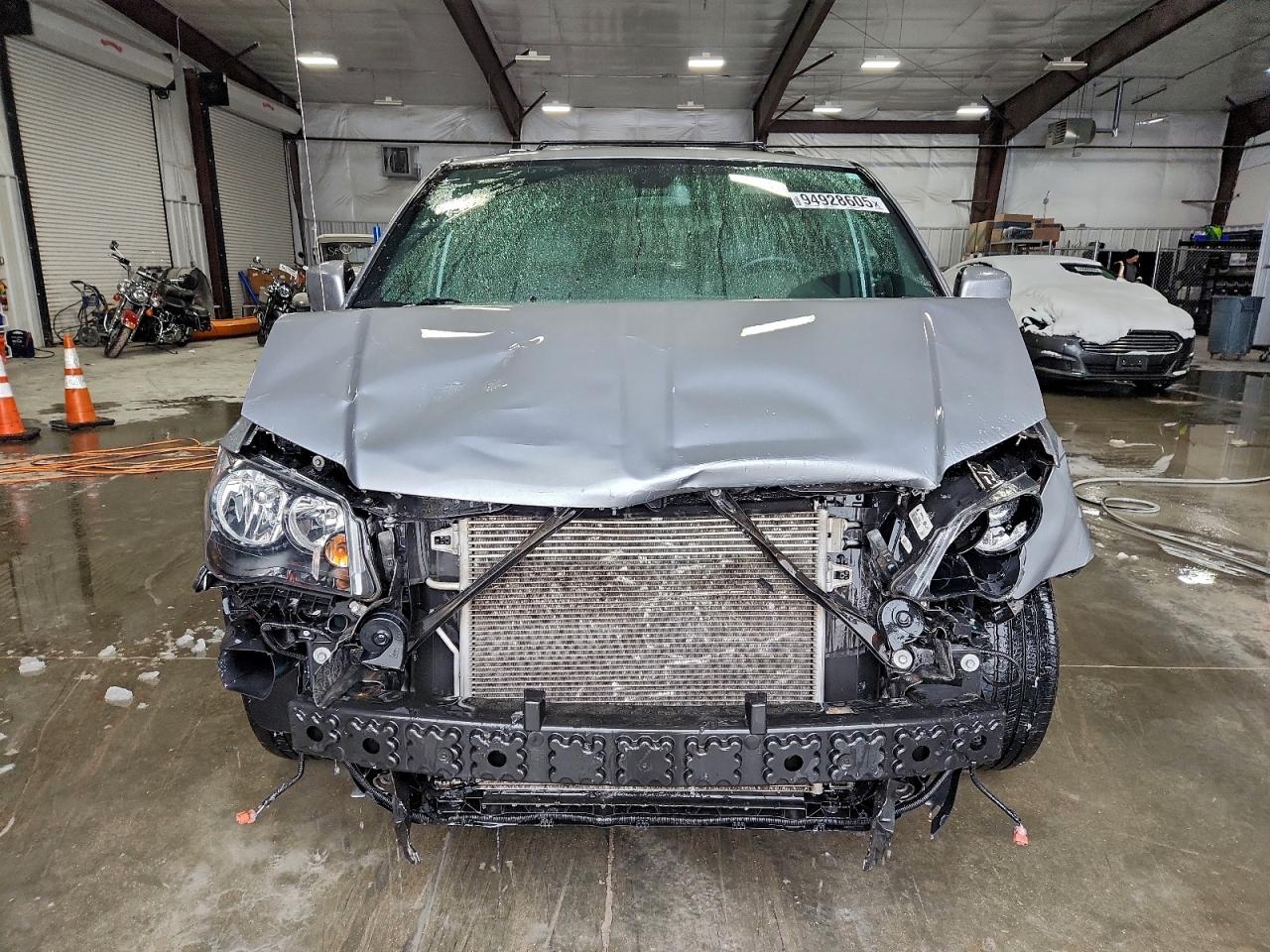 Dodge Caravan Gt Image 2