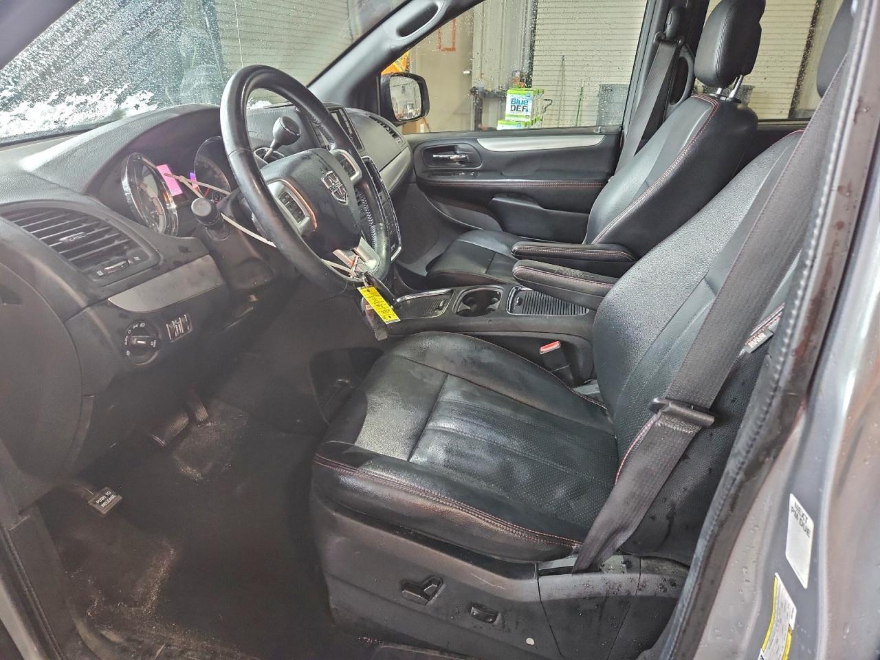 Dodge Caravan Gt Image 8