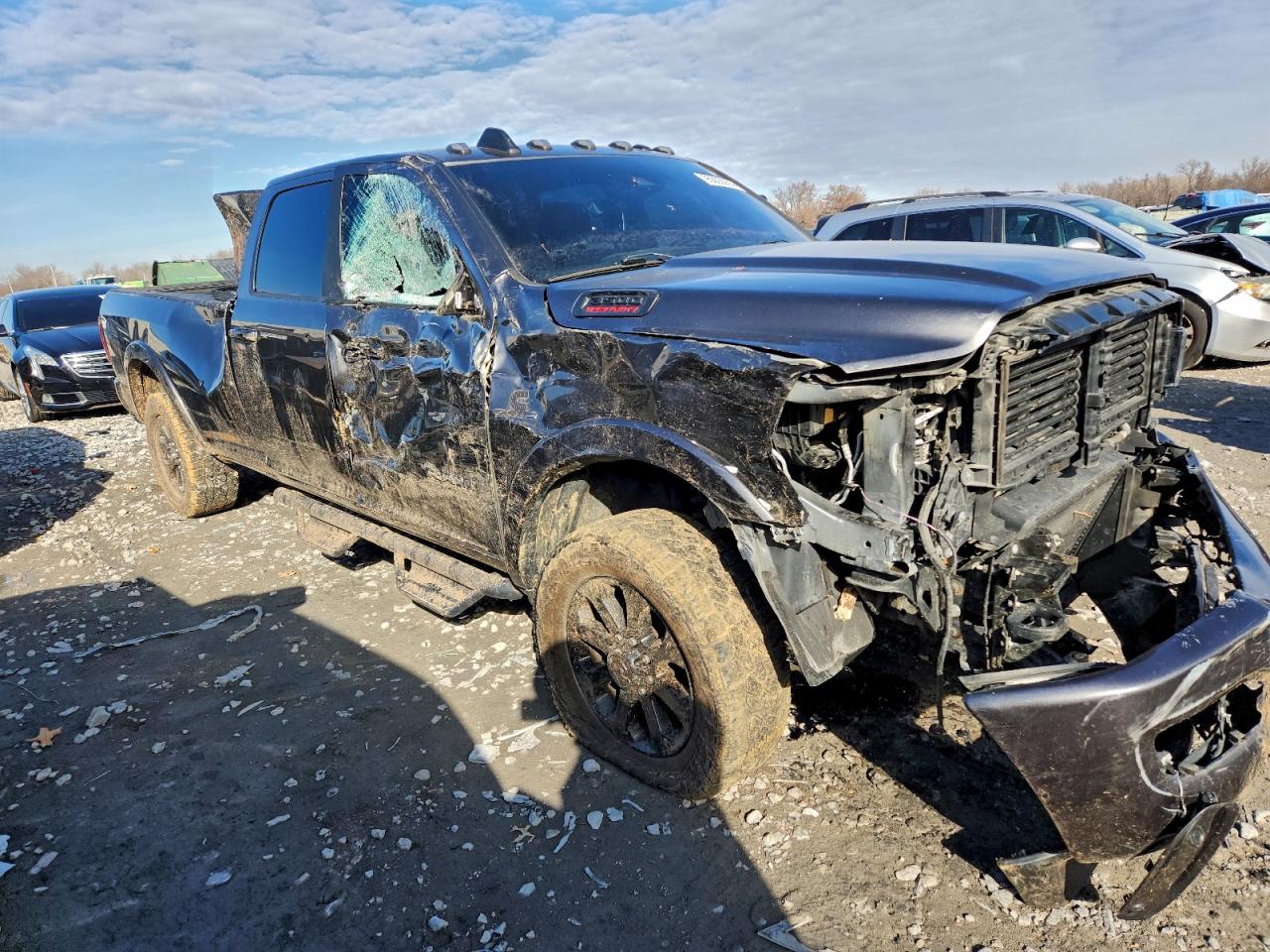 Ram 3500 Laramie Image 5