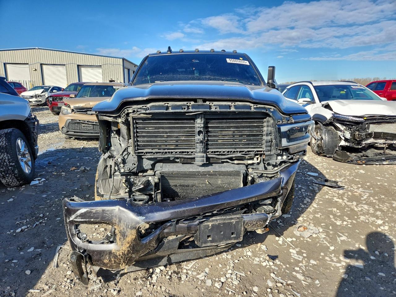 Ram 3500 Laramie Image 4