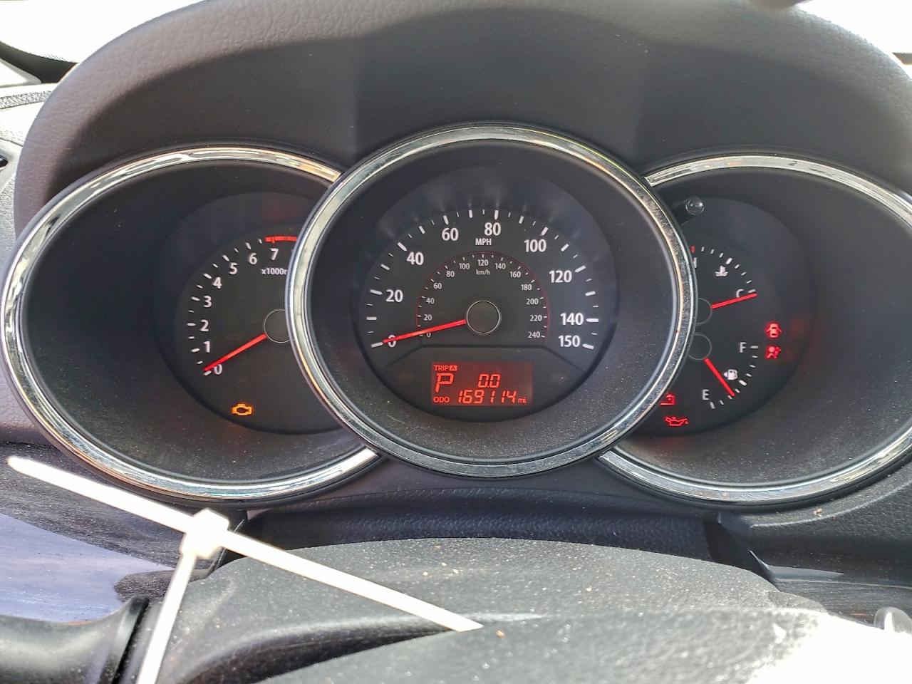 Kia Sorento Lx Image 2