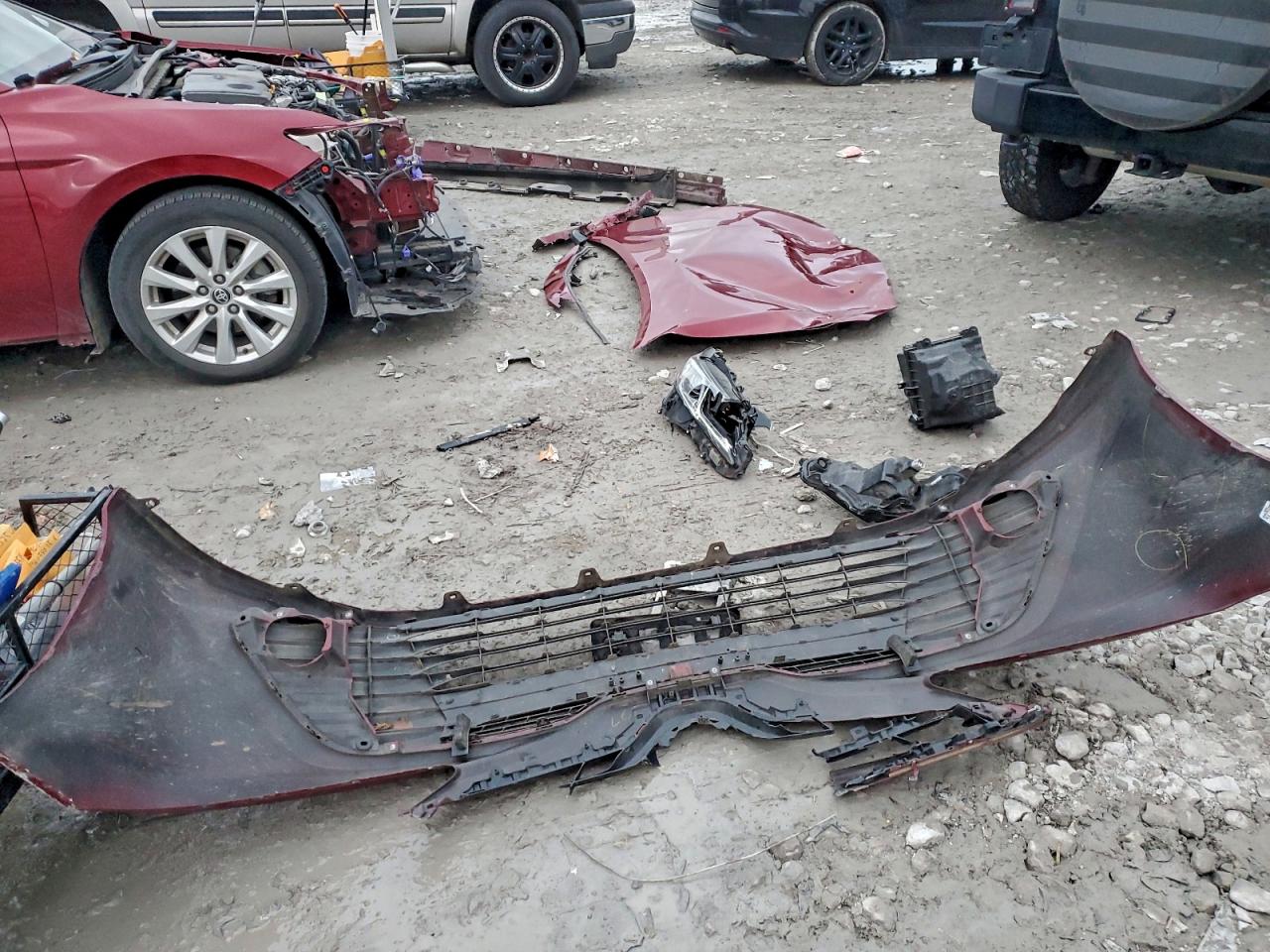 Toyota Camry Le Image 4