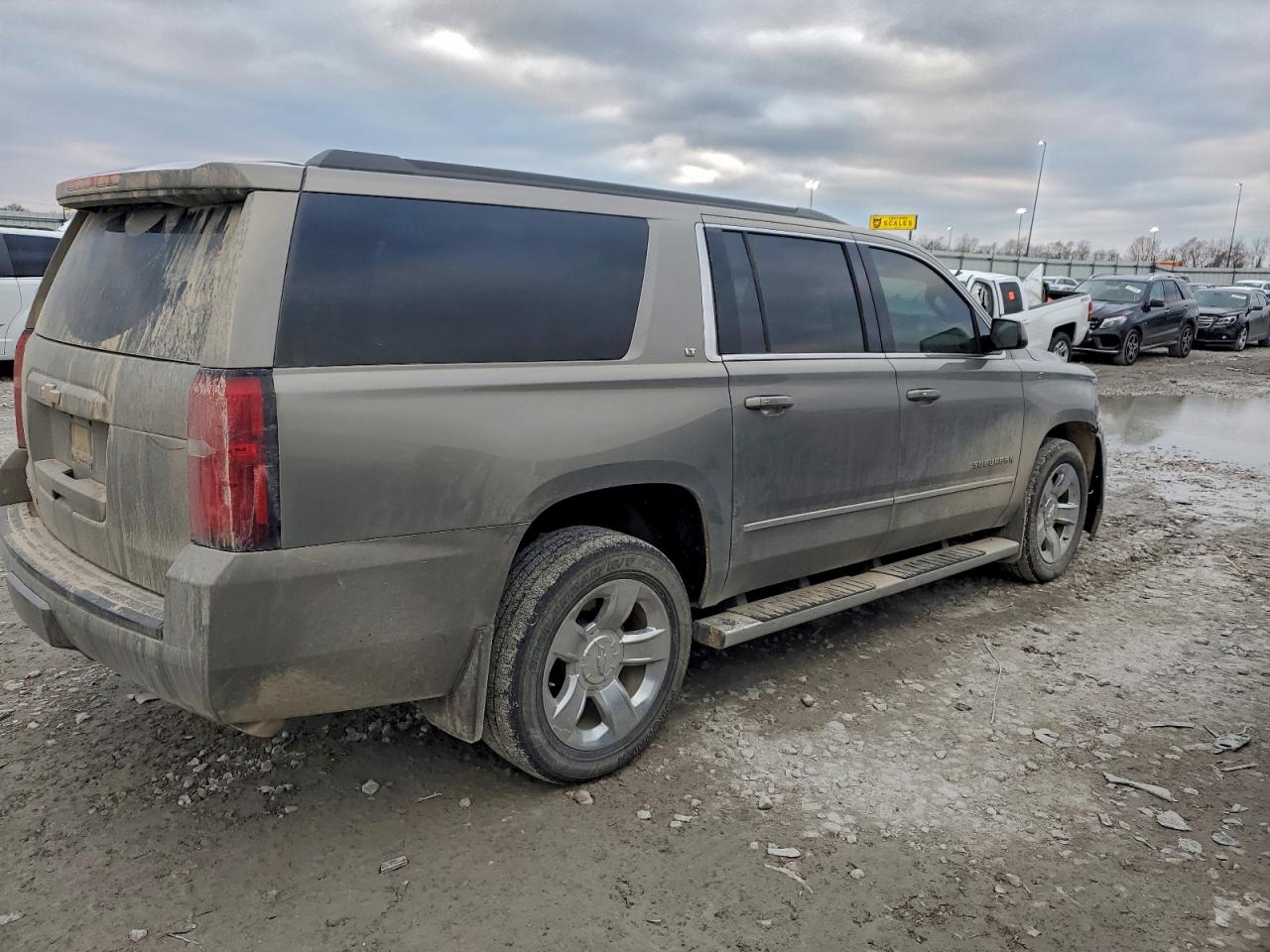 Chevrolet Suburban K1500 Lt Image 3