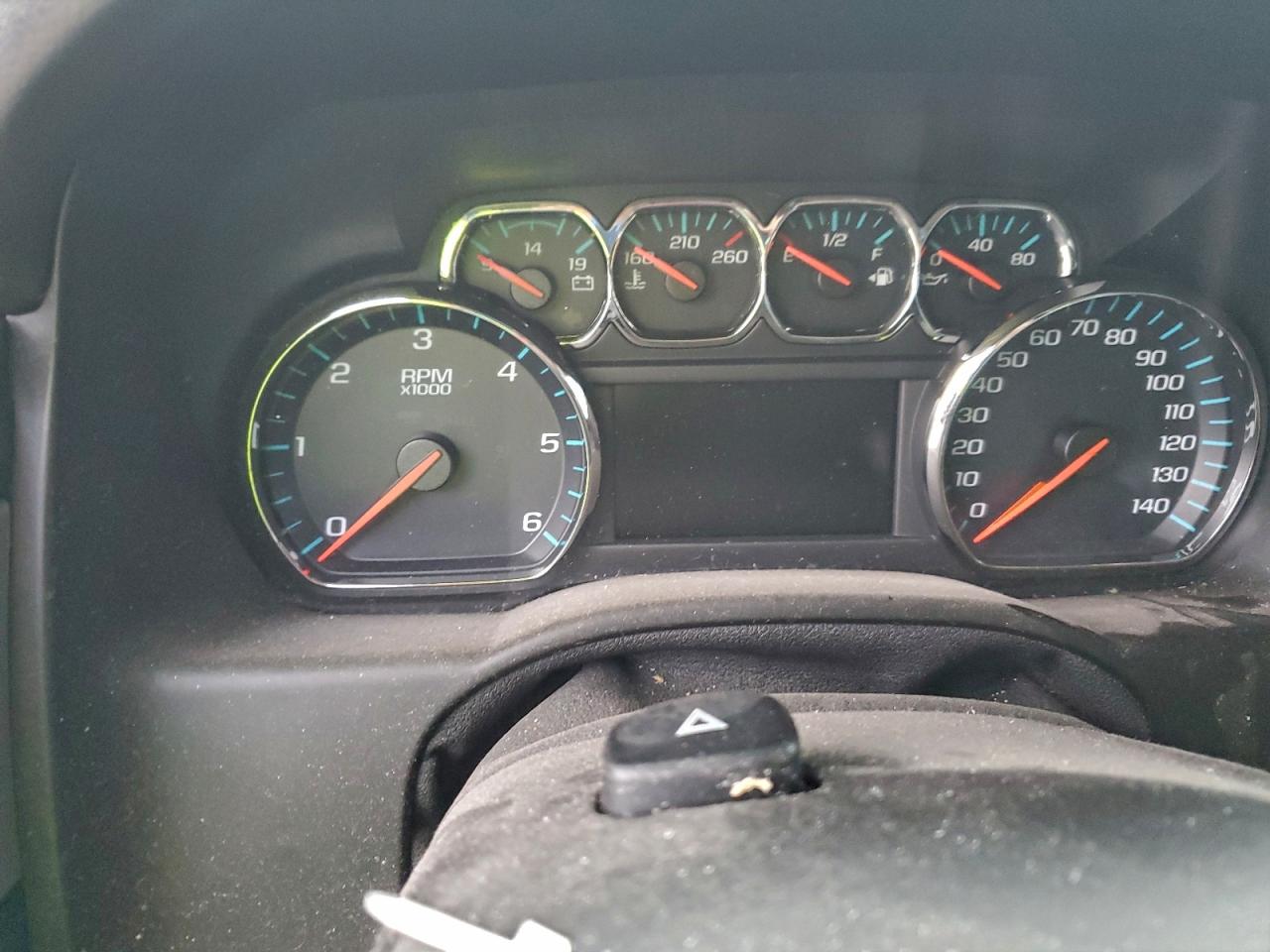 Chevrolet Suburban K1500 Lt Image 11