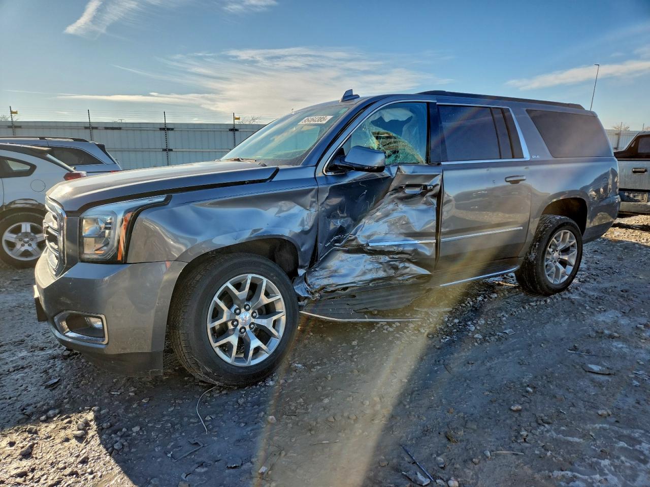 GMC Yukon K1500 Sle Image 1