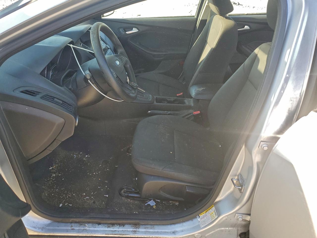 Ford Focus Se Image 11