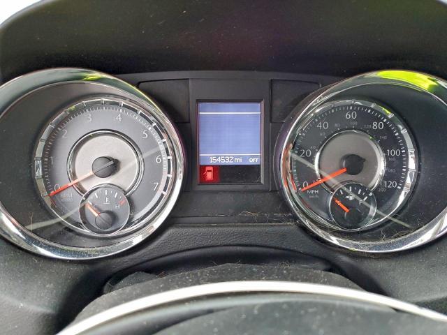 Chrysler Minivan Touring L Image 2