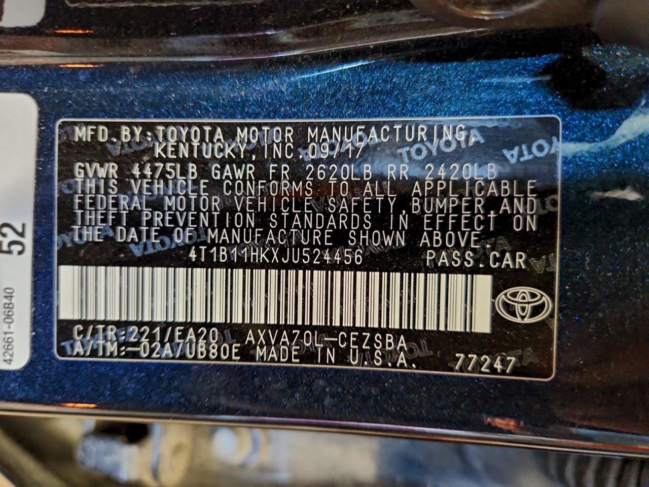 Toyota Camry L Image 11