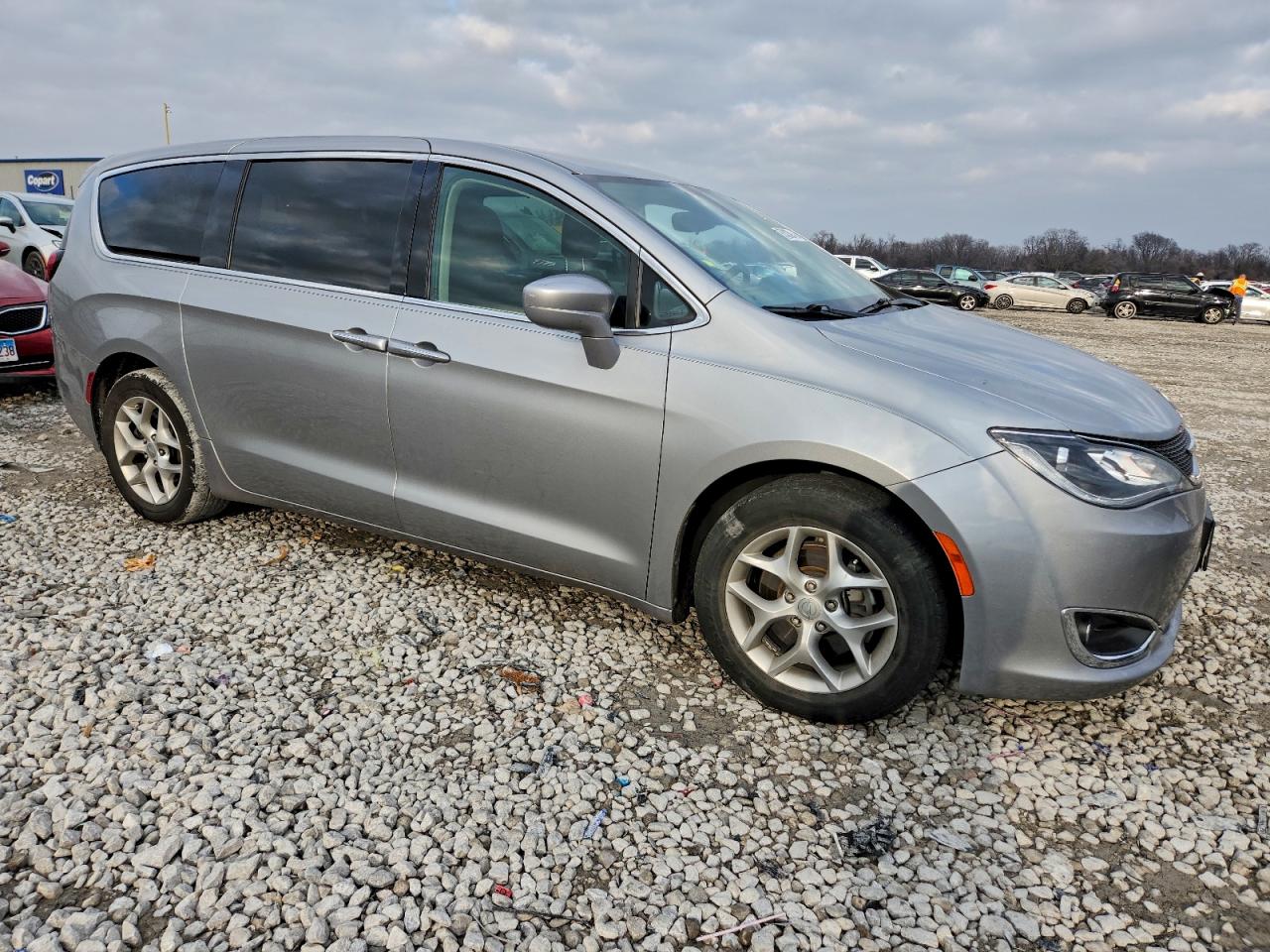 Chrysler Pacifica Touring Plus Image 10