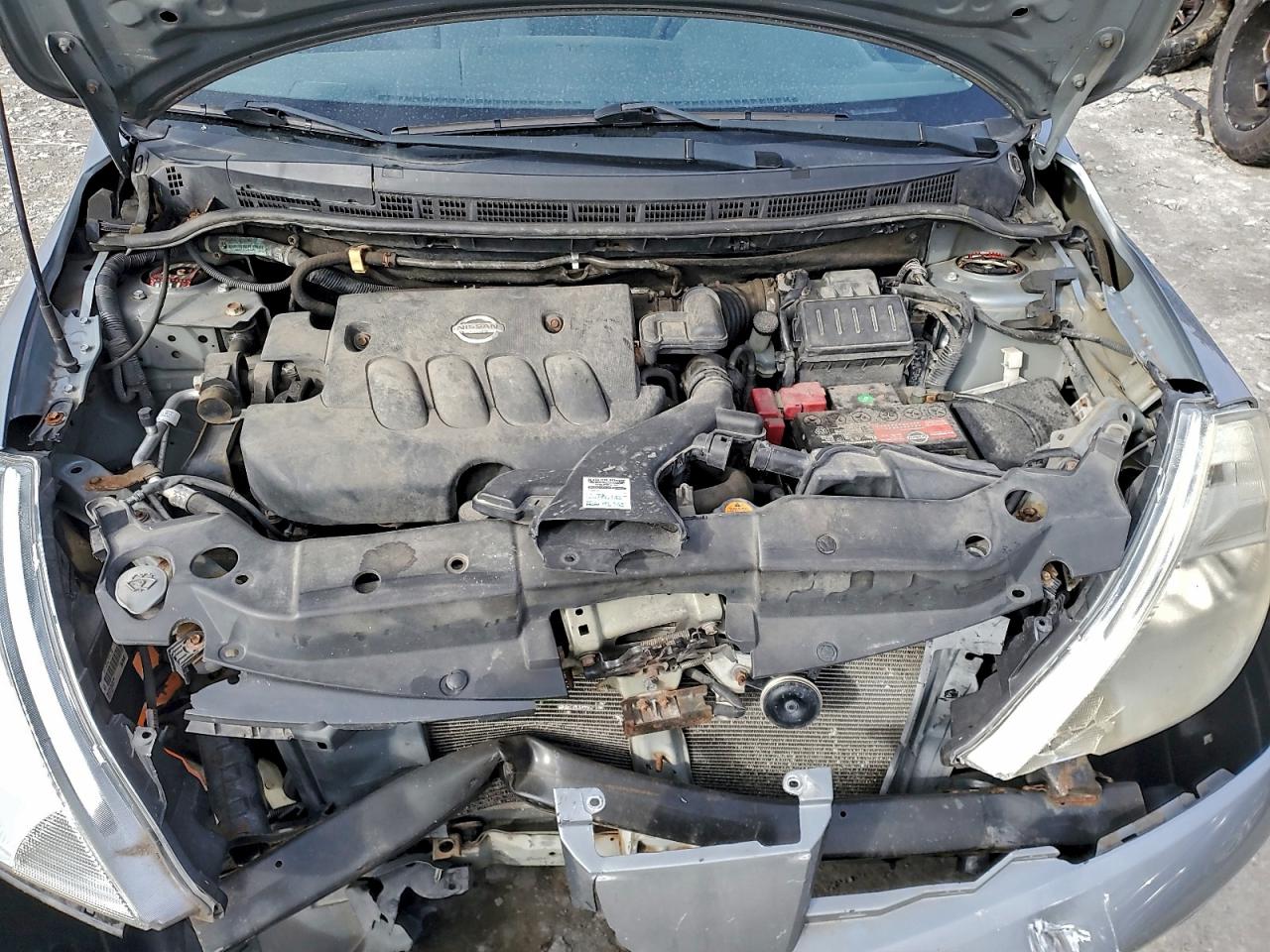 Nissan Versa S Image 7