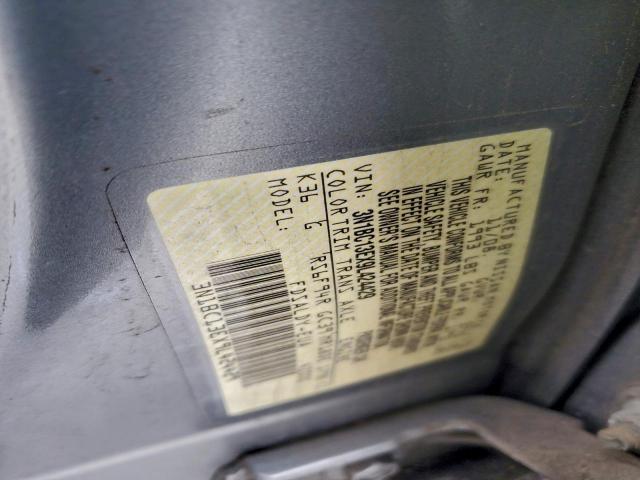 Nissan Versa S Image 10