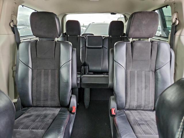 Chrysler Minivan Touring L Image 13