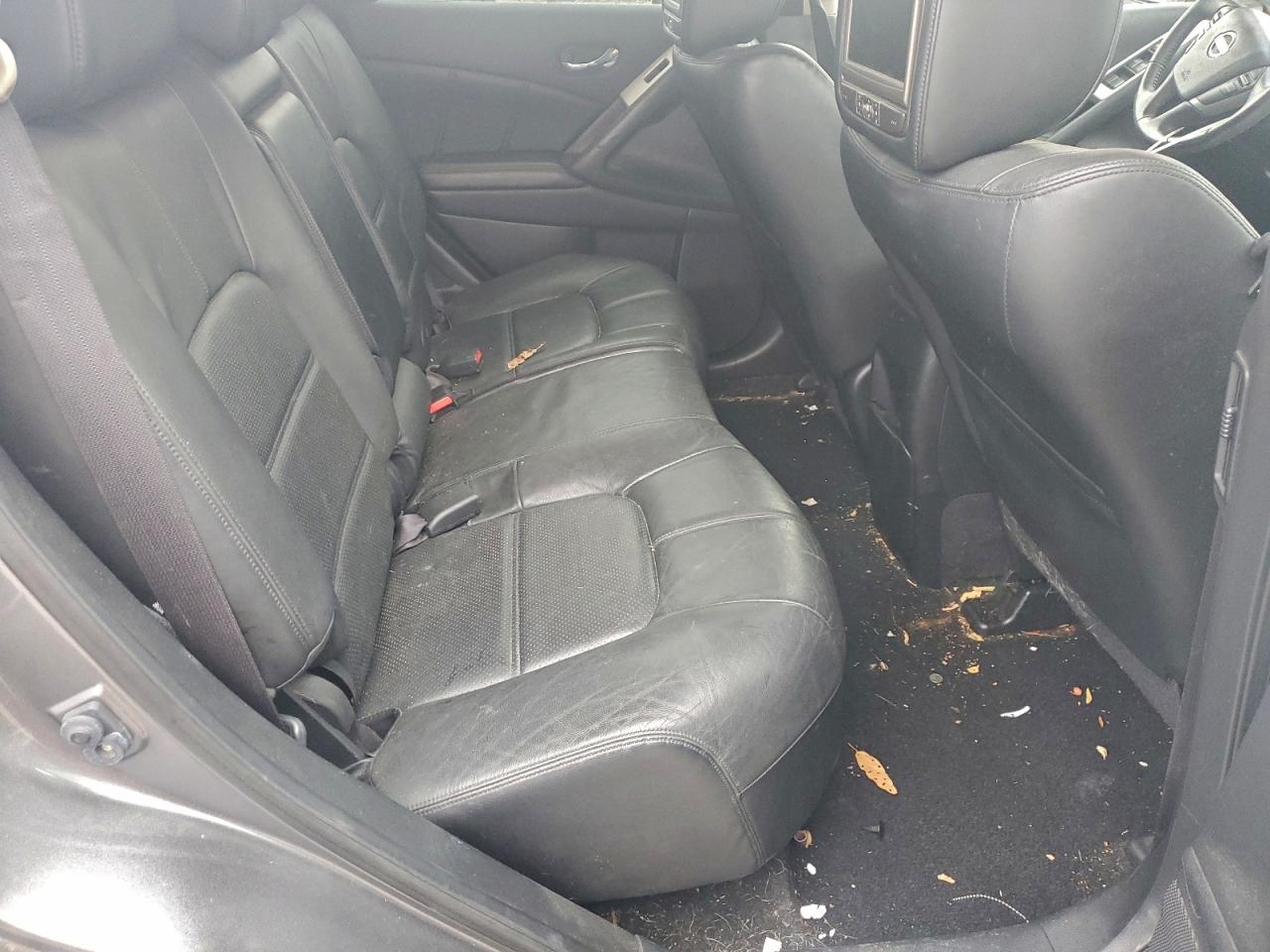 Nissan Murano S Image 10