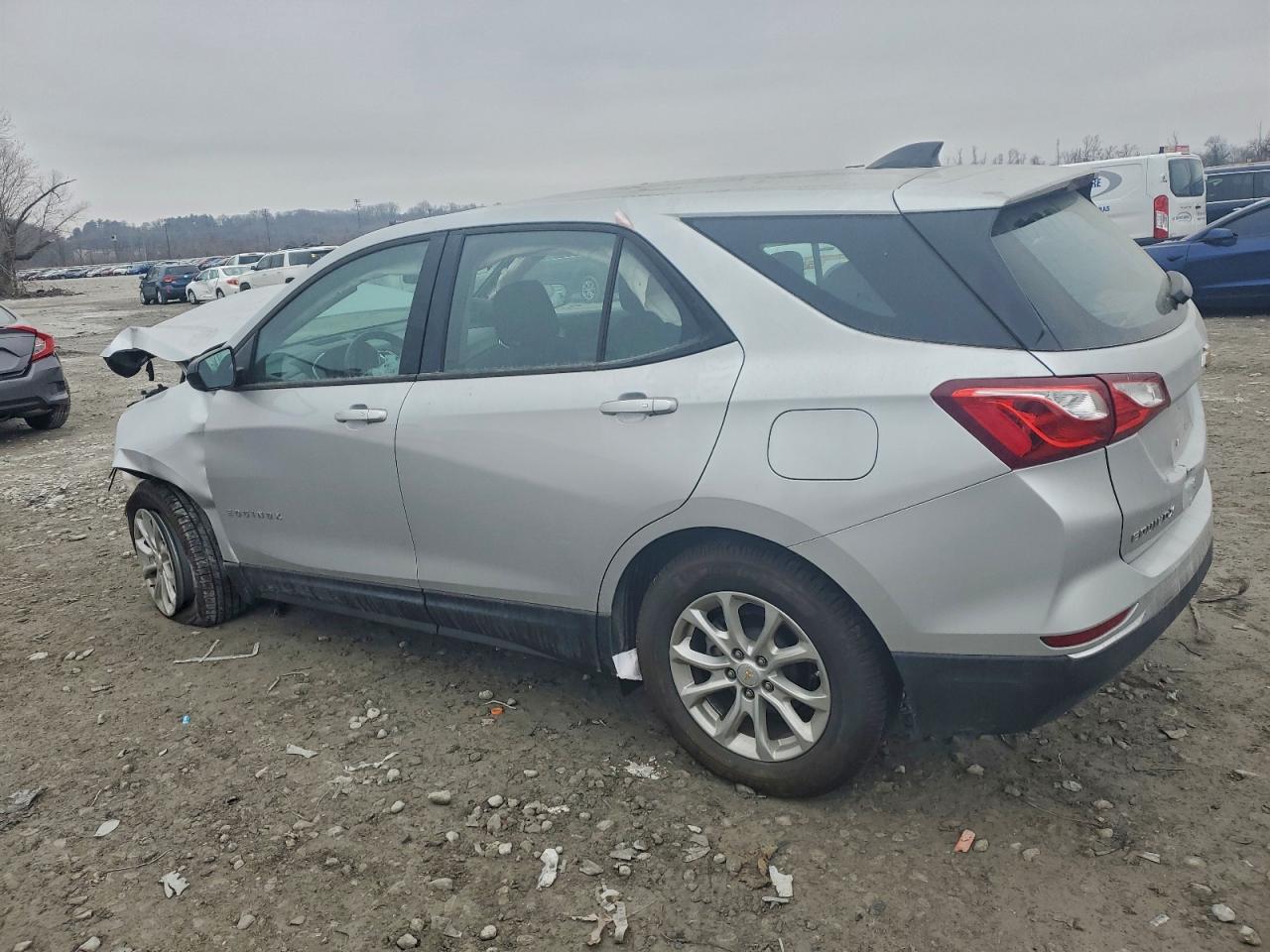 Chevrolet Equinox Ls Image 6