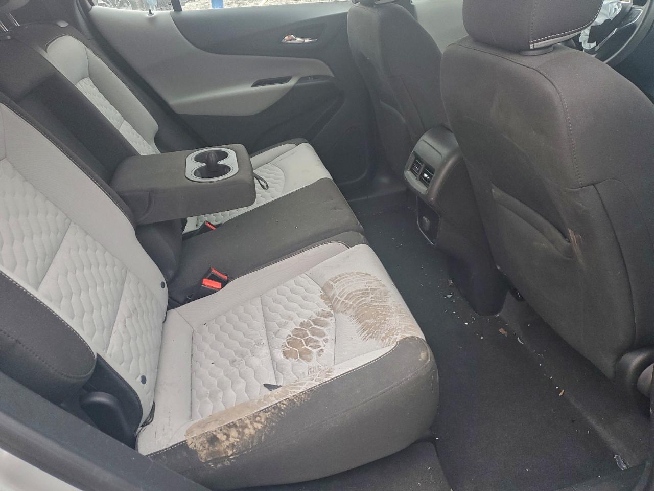 Chevrolet Equinox Ls Image 9