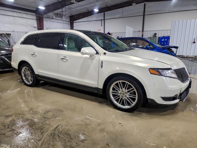 Lincoln MKT Image 4