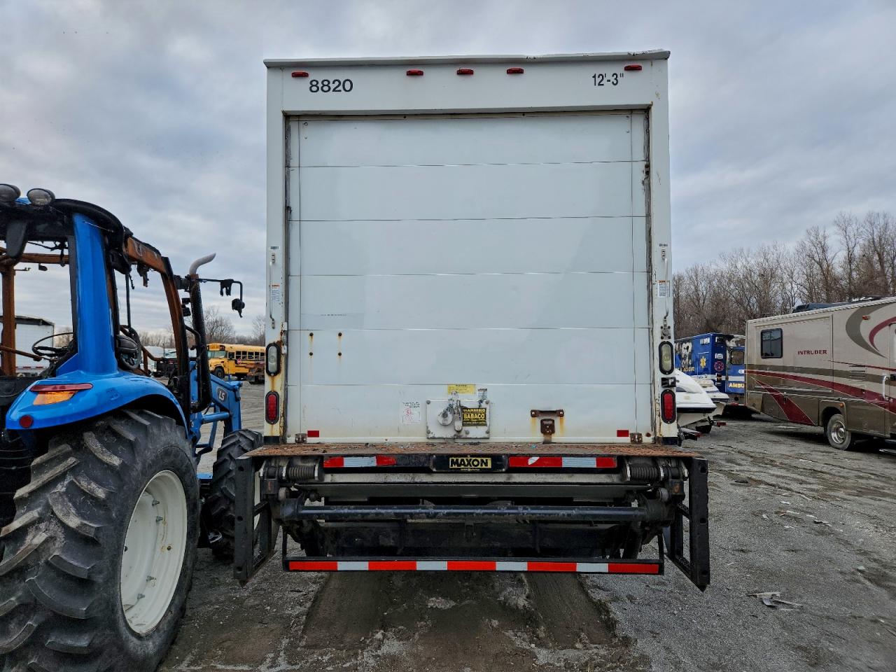 Hino 258 268 Image 13