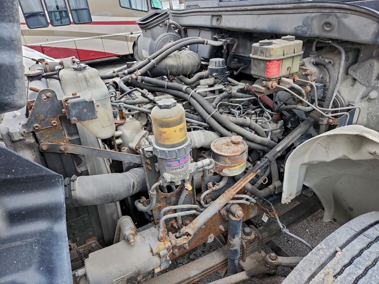 Hino 258 268 Image 9