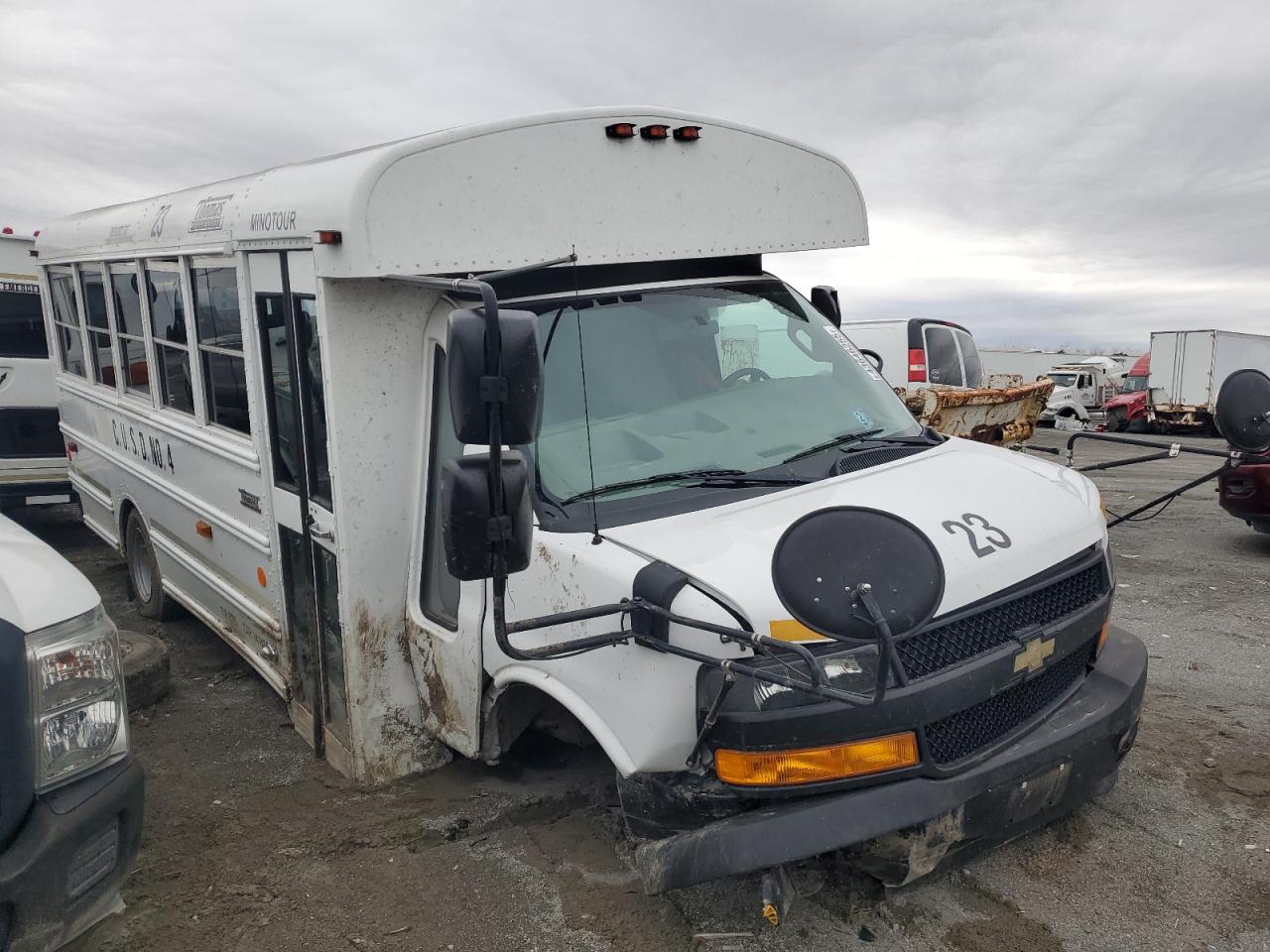 Chevrolet Express Image 7