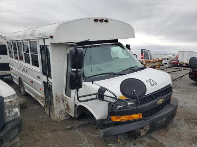 Chevrolet Express Image 7