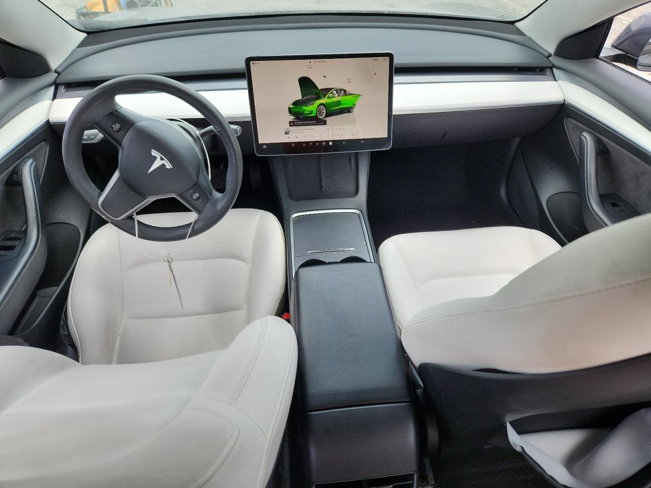 Tesla Model 3 Image 6