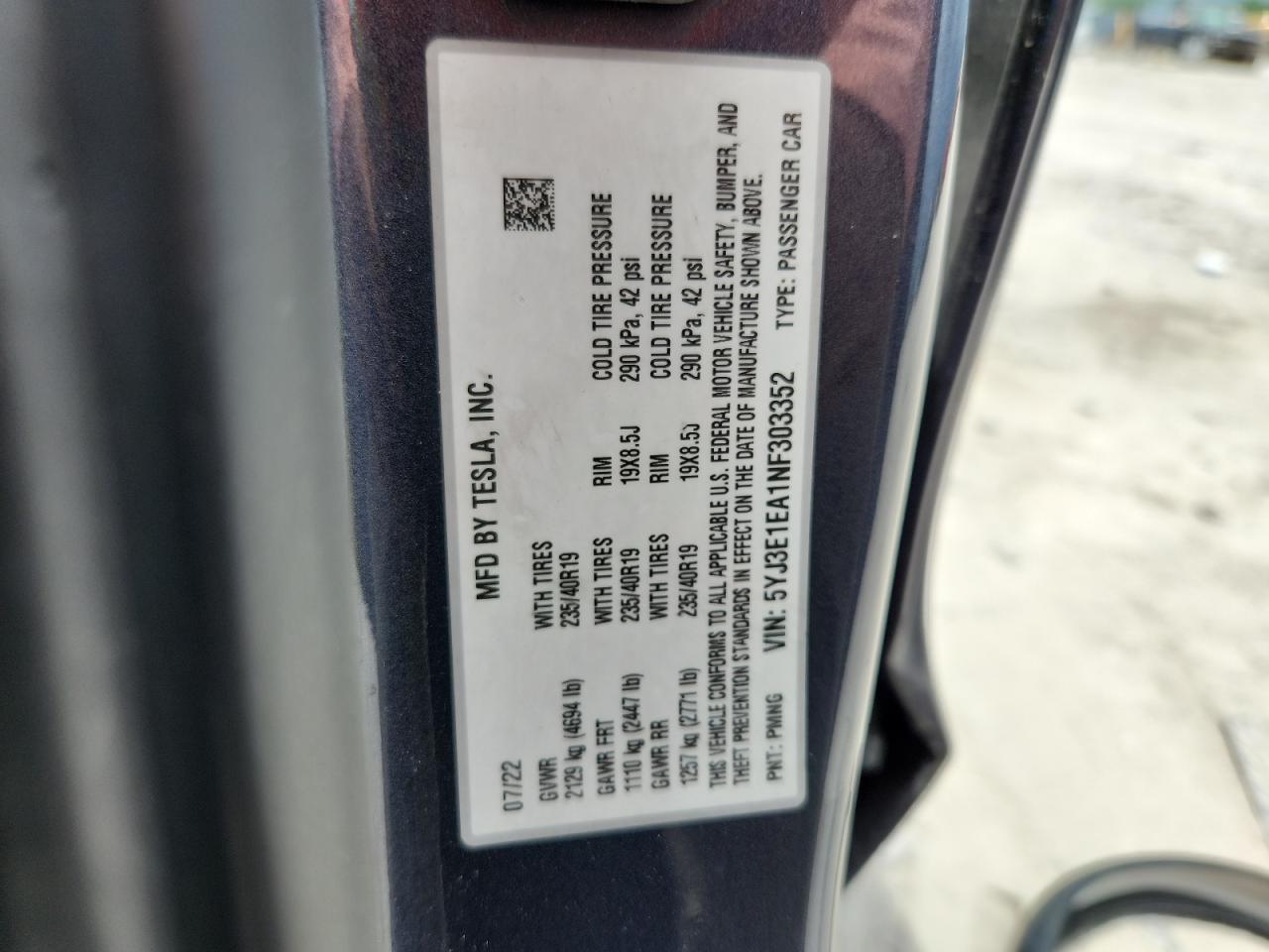 Tesla Model 3 Image 10