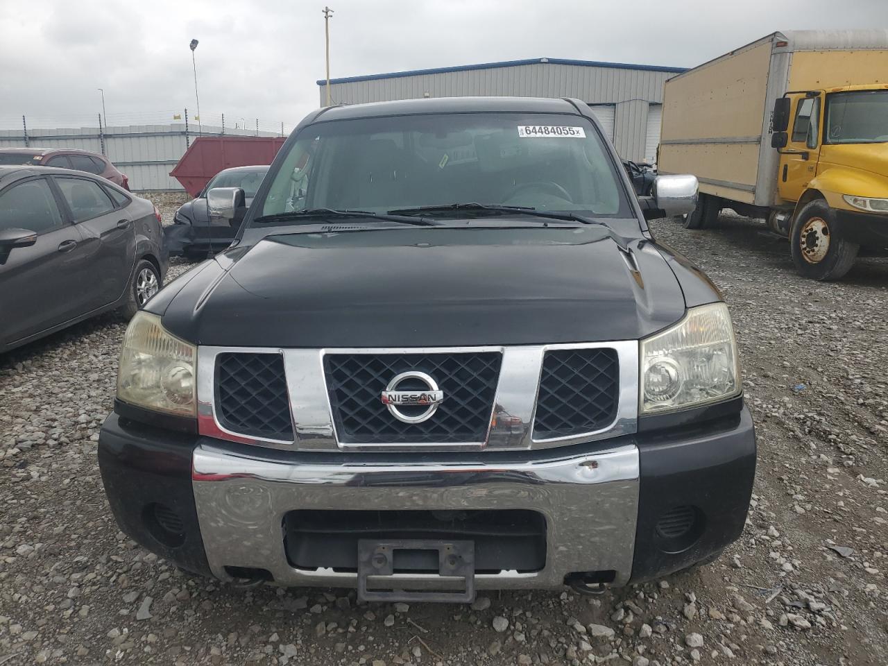 Nissan Titan Xe Image 5