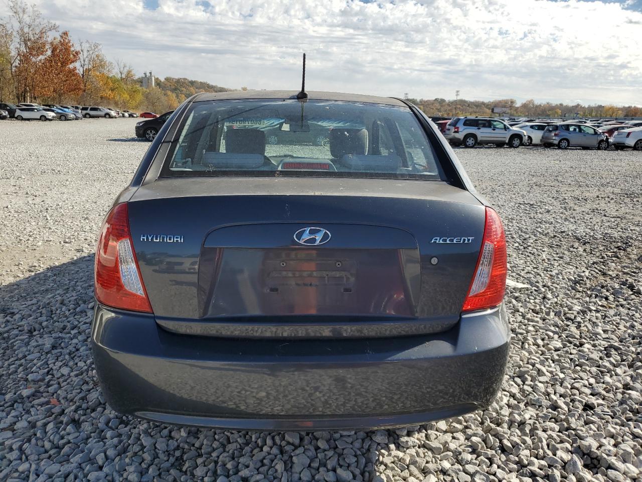 Hyundai ACCENT Gls Image 10