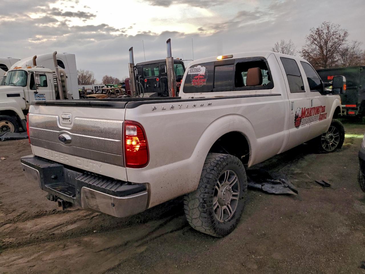 Ford F-350 Super Duty Image 3