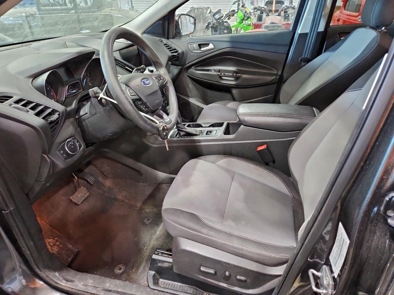 Ford Escape Se Image 12